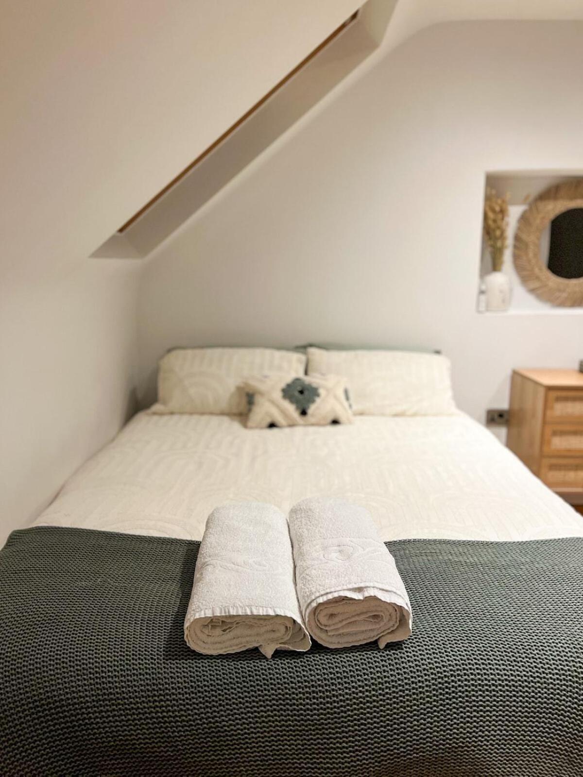 Zozy Happy Land Hotel London Ngoại thất bức ảnh