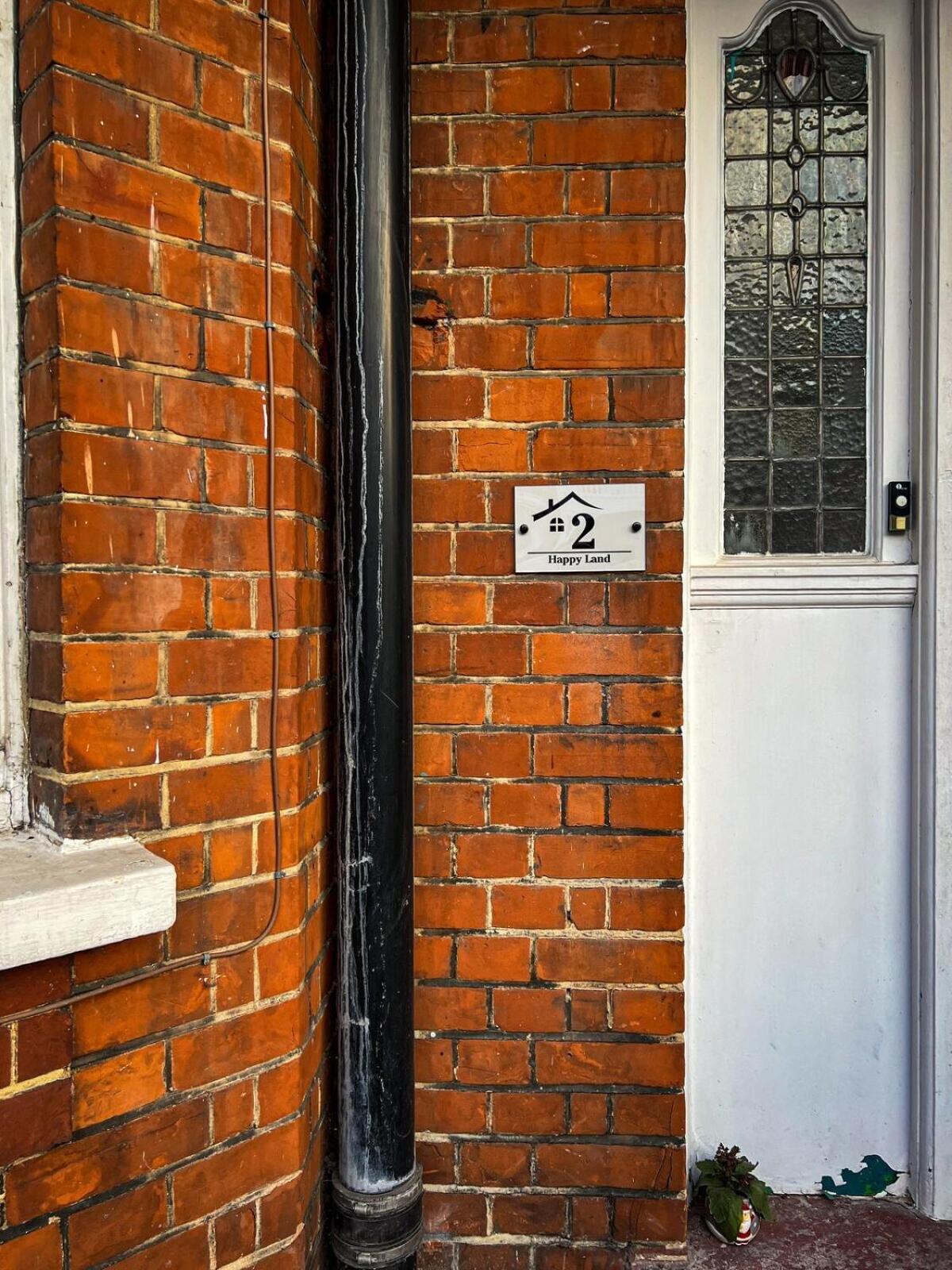Zozy Happy Land Hotel London Ngoại thất bức ảnh