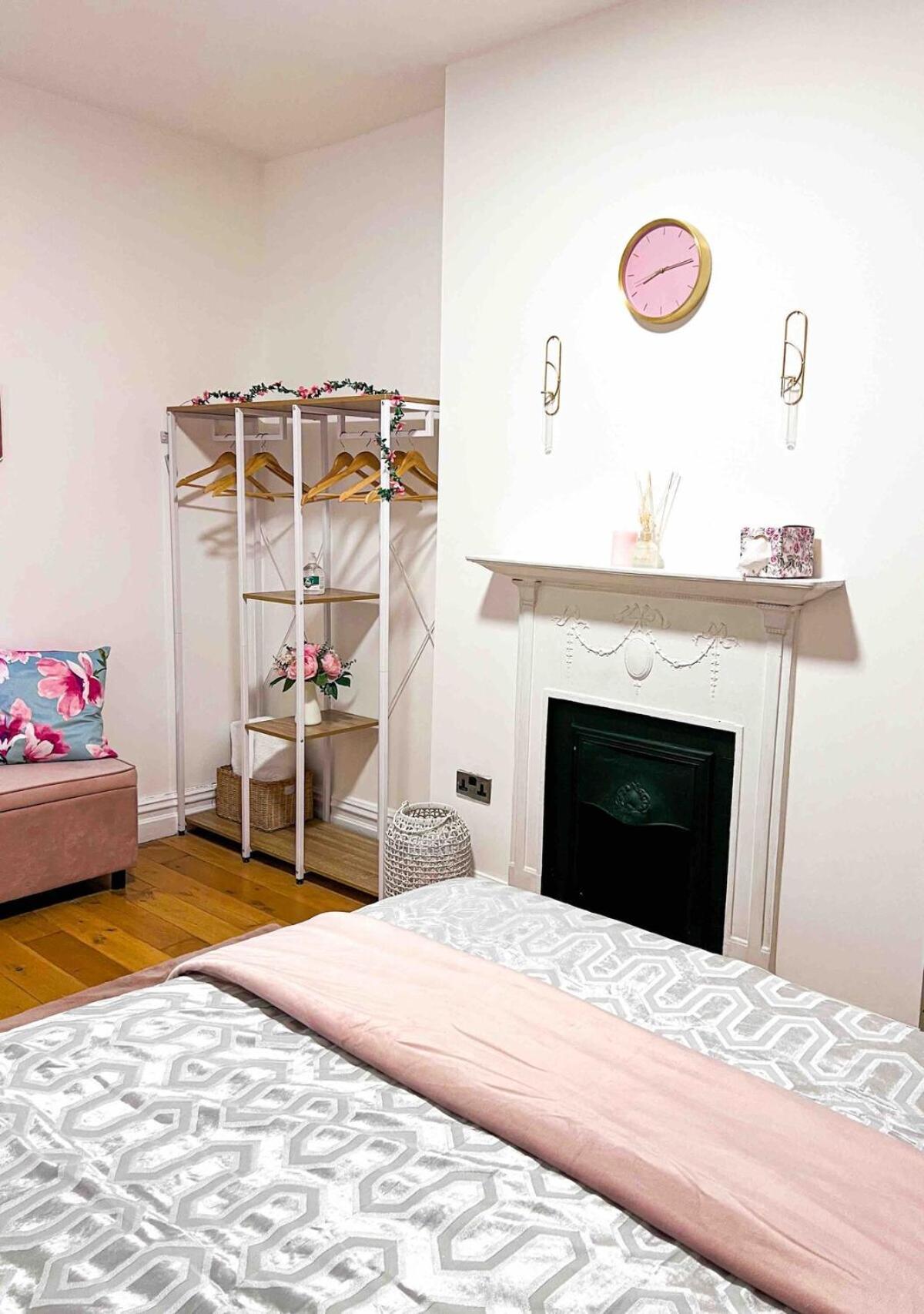 Zozy Happy Land Hotel London Ngoại thất bức ảnh